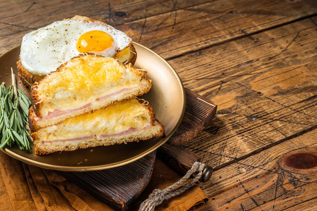 croque madame melegszendvics