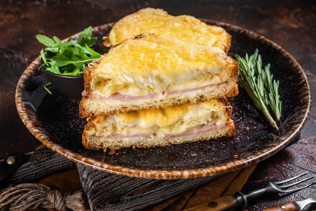 croque monsieur melegszendvics